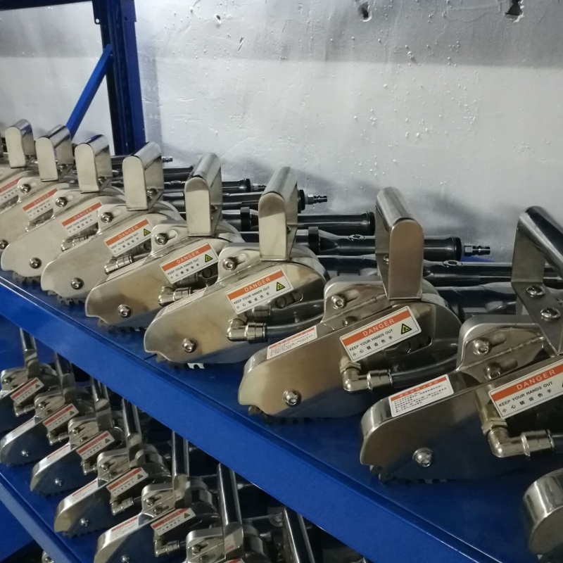 New Batch of HS-2836 Pneumatic Paper Box Waste Edge Clearing Machine