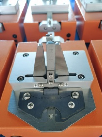 Magnet Separator Automatic Magnetic Round Button Separator