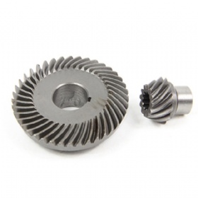 Gear wheel for motor used in waste stripping